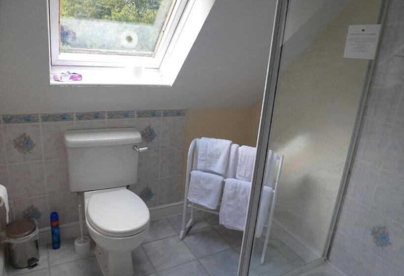 Family Suite, The Garden House Grittleton