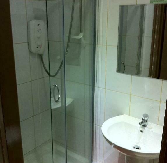 غرفة قياسية, The Horseshoe