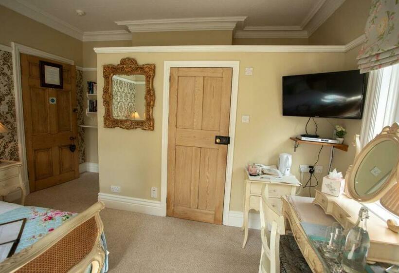 キングサイズベッドのスーペリアルーム, Treherne House & The Malvern Retreat