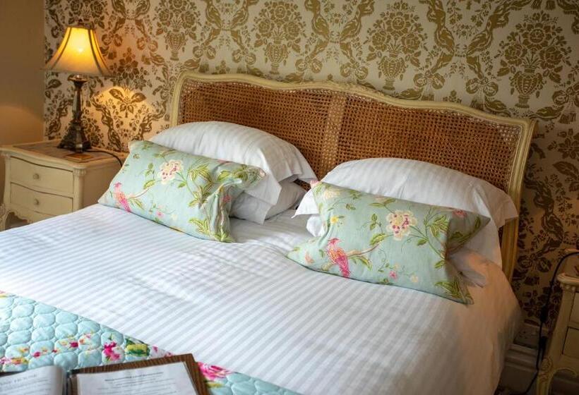 キングサイズベッドのスーペリアルーム, Treherne House & The Malvern Retreat