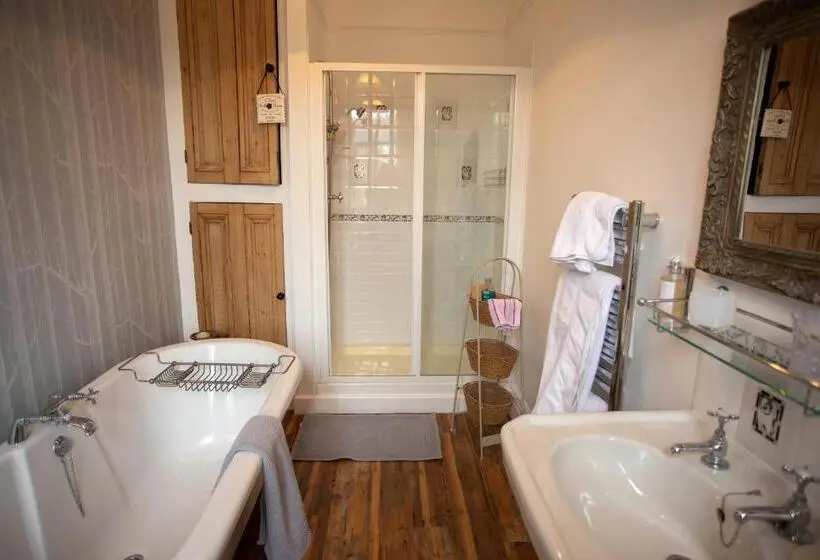 Deluxe-huone King-vuode, Treherne House & The Malvern Retreat