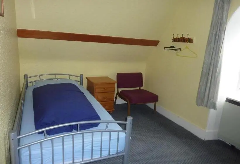 バスルーム共有のトリプルスタンダード, Braemar Youth Hostel