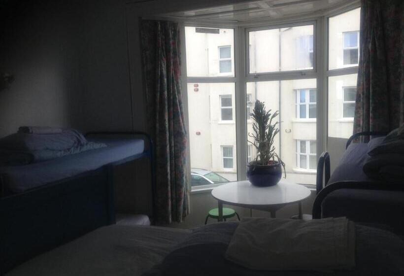 家庭间, Causeway Coast Independent Hostel