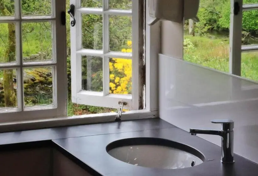 Standard Neljän Hengen Huone Jaettu Kylpyhuone, Elterwater Hostel