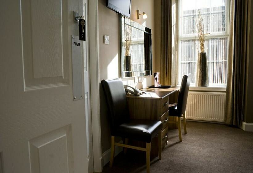 غرفة قياسية, Fairburn