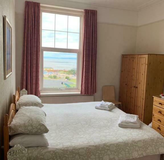 キングサイズベッドのスタンダードルーム, Savoy