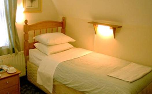 标准单人间, St. George S Lodge