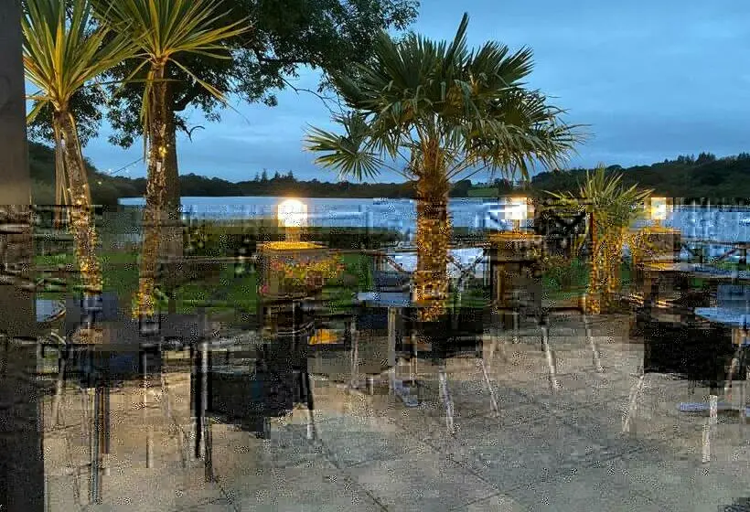 キングサイズベッドのスタンダードルーム, The Inn On The Loch