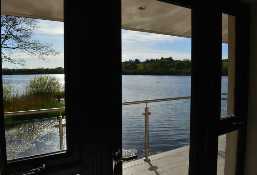غرفة عائلية, The Inn On The Loch