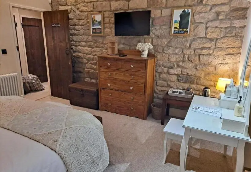 バス共有のスタンダードルーム, Robin Hood Farm B&b