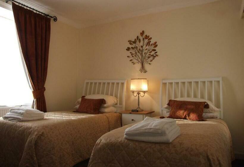 Номер Стандарт, The Upper Largo Hotel & Restaurant