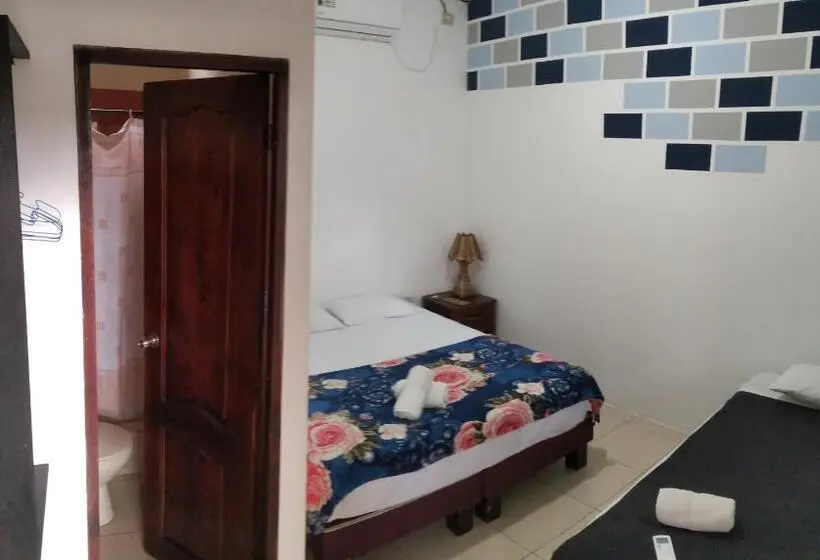 Standard Kolmen Hengen Huone, Hostal Casa Taisha