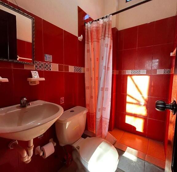 اتاق استاندارد سه نفره, Hostal Casa Taisha