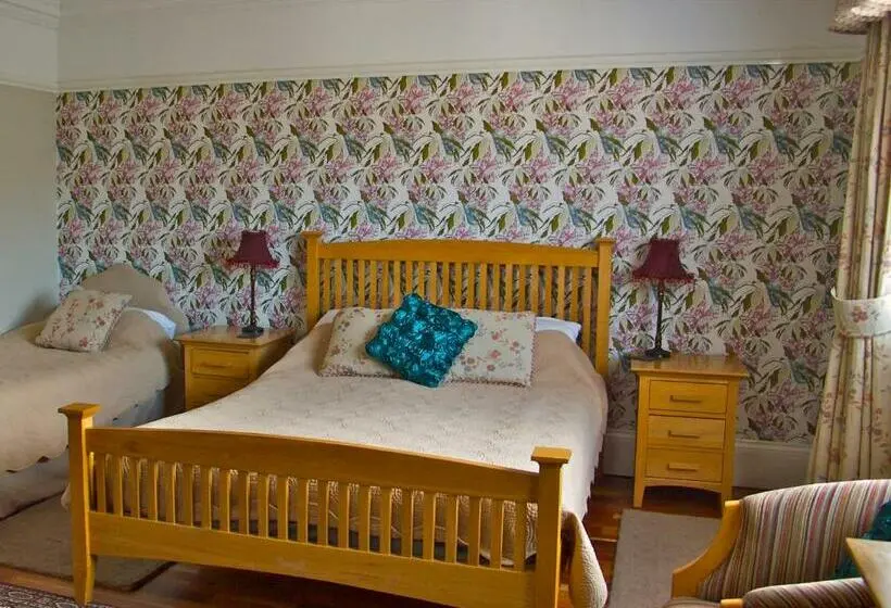 キングサイズベッドのスーペリアルーム, Acorn Guest House In Hull