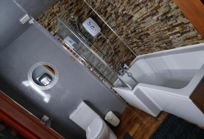 스탠다드 룸, Castle Lodge   Brecon Beacons Accommodation