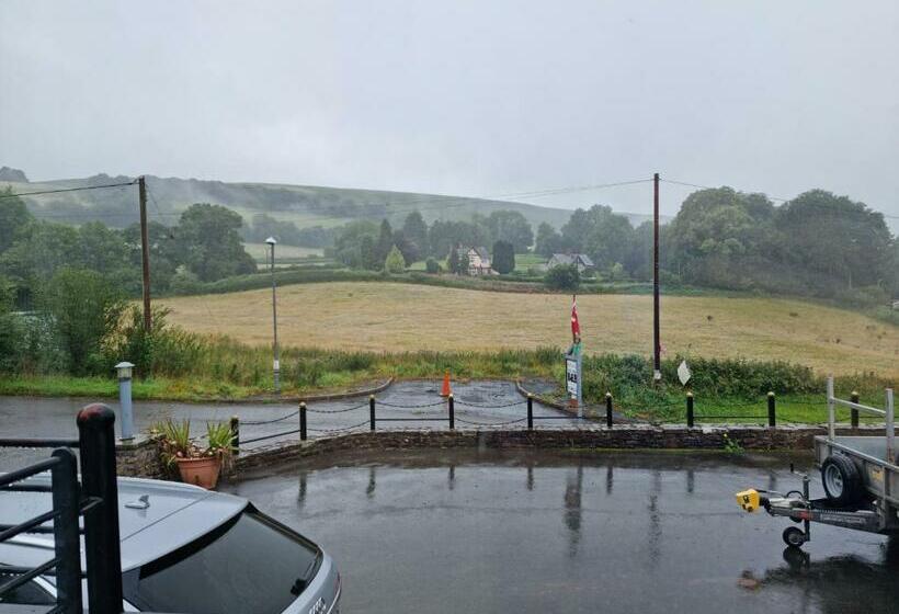 Номер Стандарт, Castle Lodge   Brecon Beacons Accommodation