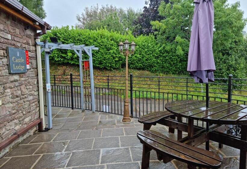 스탠다드 룸, Castle Lodge   Brecon Beacons Accommodation