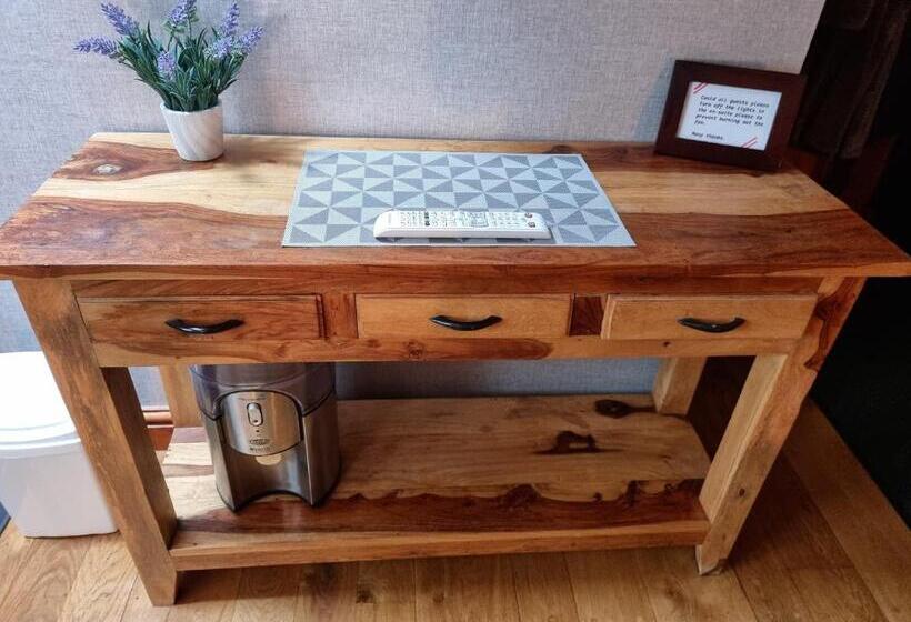 패밀리 룸, Castle Lodge   Brecon Beacons Accommodation