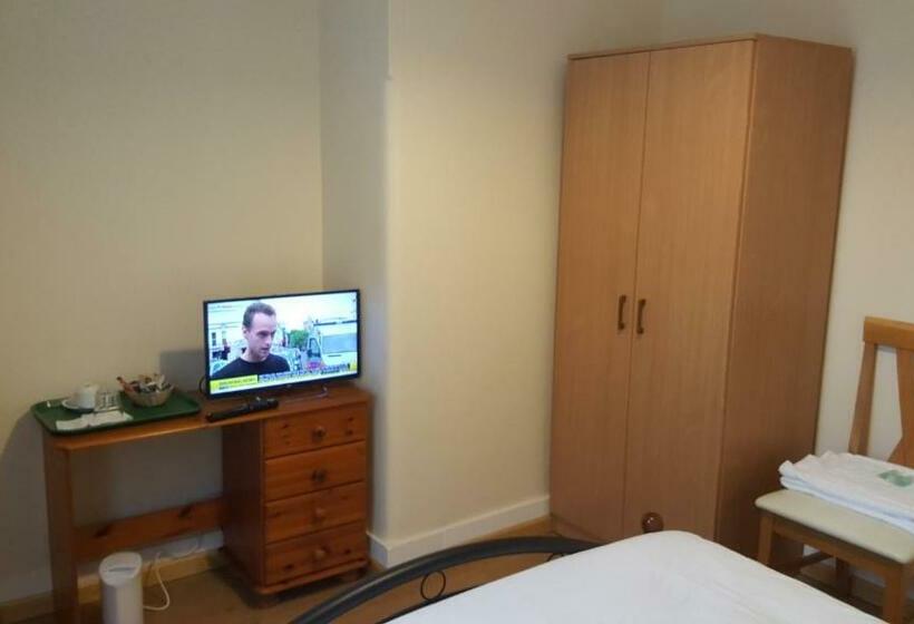 Standard Room, Cedars House