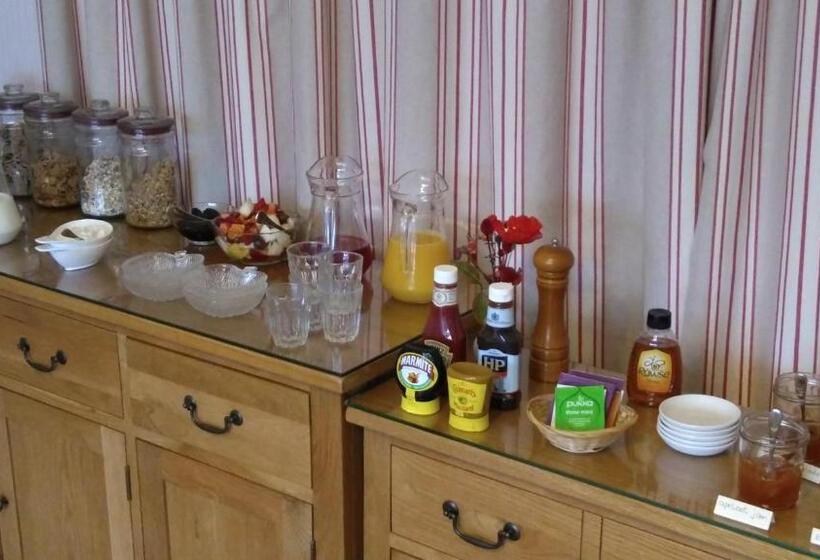 חדר סופריור, Swiss Court Guest House