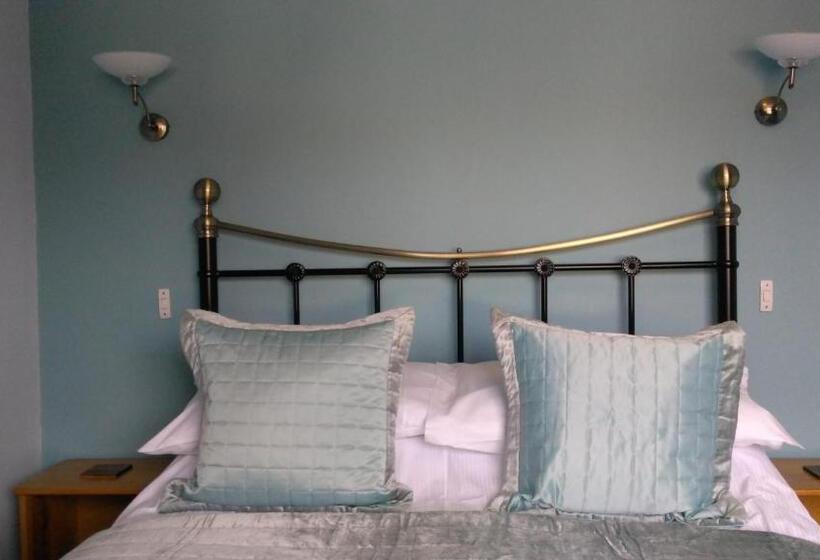 חדר סופריור, Swiss Court Guest House