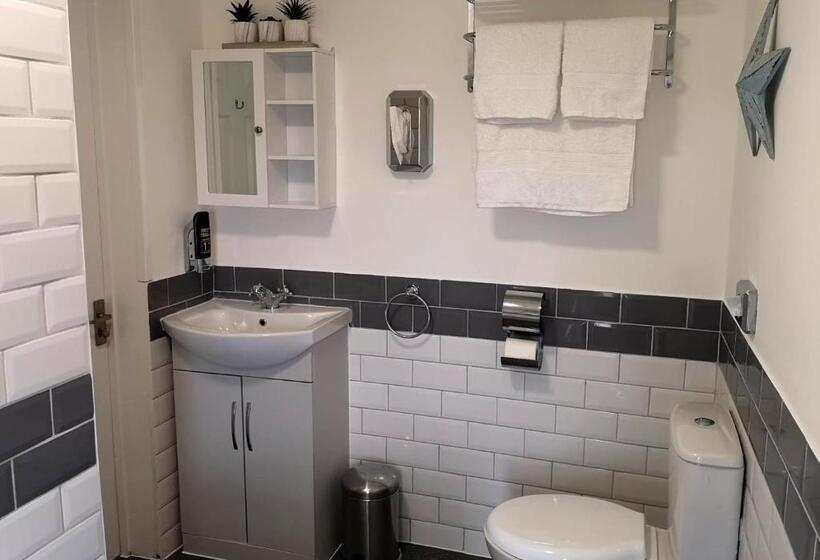 سوئیت با تخت بزرگ, The Sunfold