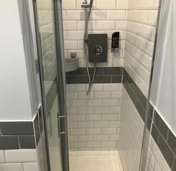 استودیو خانوادگی, The Sunfold