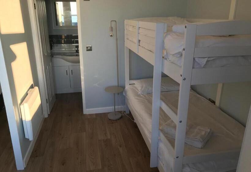 استودیو خانوادگی, The Sunfold