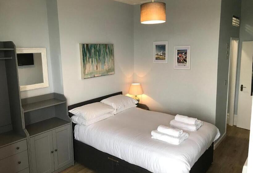 استودیو خانوادگی, The Sunfold