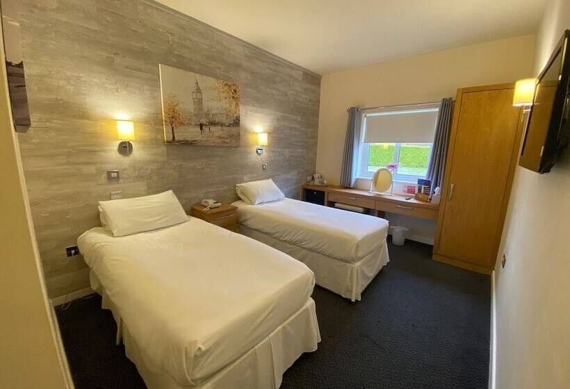 Номер Стандарт, Dudsbury Golf Club   And Spa