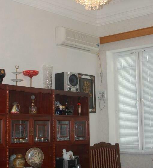 اتاق استاندارد یک نفره, Hostel Temuri