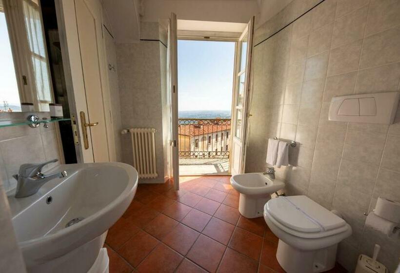 غرفة قياسية, Albergo Dell Academia