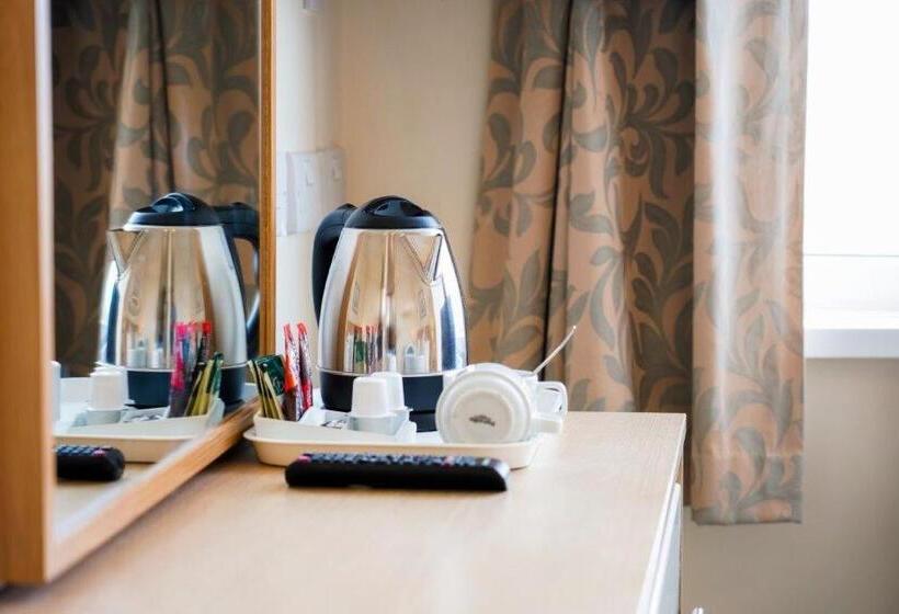 スタンダードトリプルルーム, Craigydon