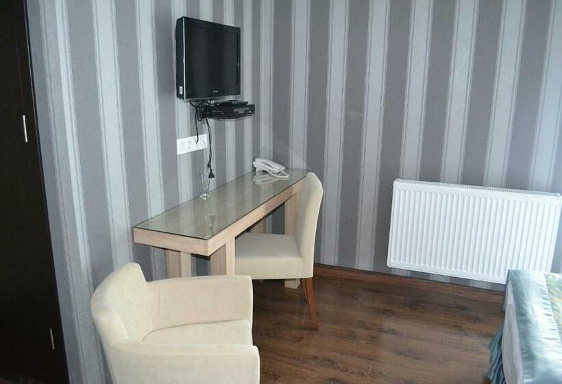 اتاق استاندارد, Edelweiss