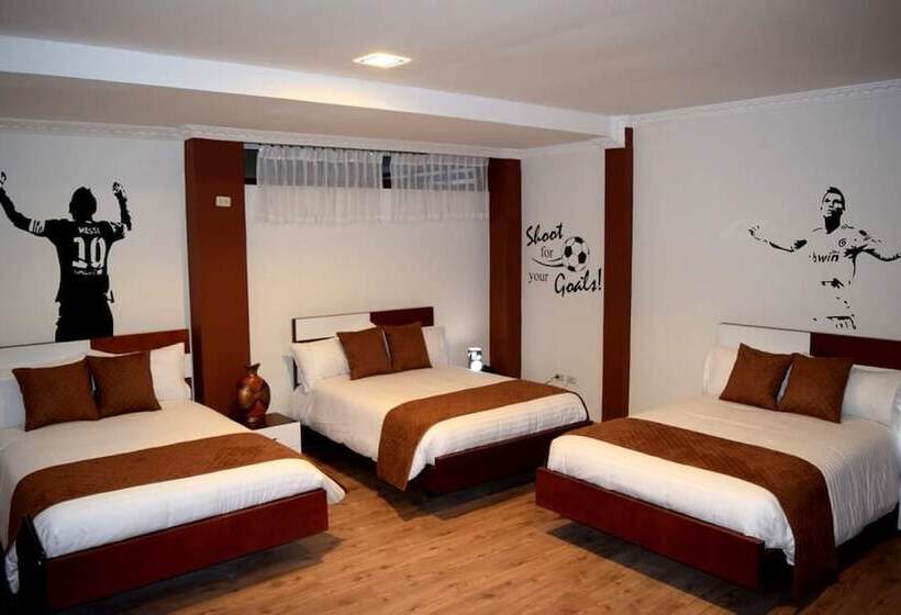 스탠다드 트리플 룸, La Kapital