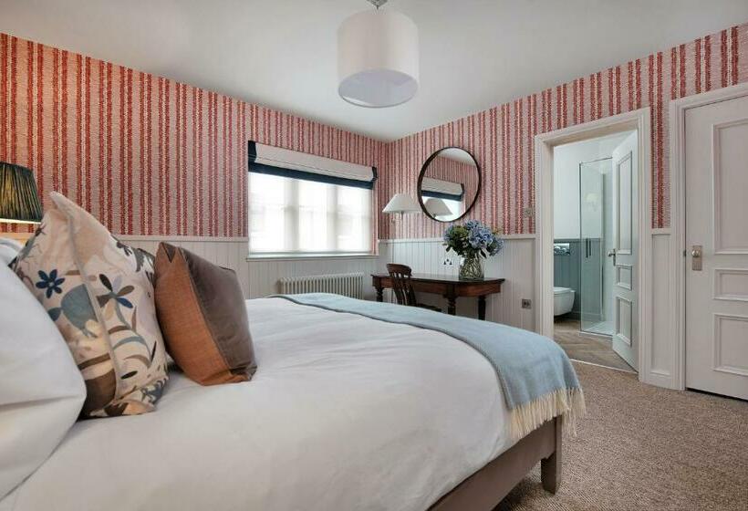 חדר דלוקס, Nevill Arms Inn