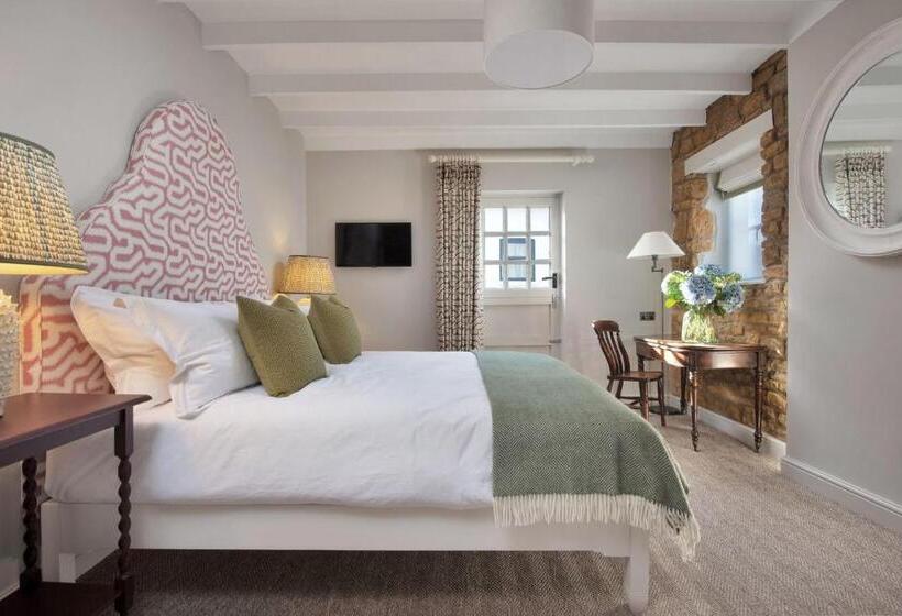 غرفة ديلوكس, Nevill Arms Inn