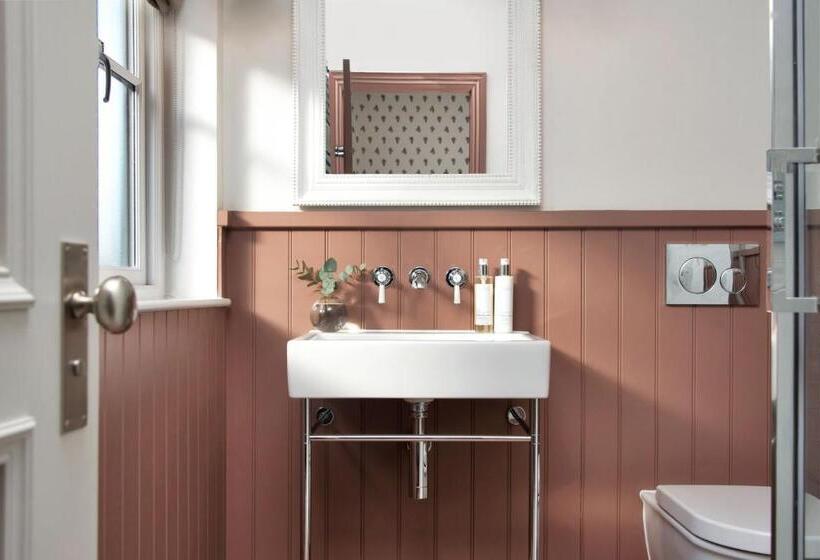 غرفة ديلوكس, Nevill Arms Inn