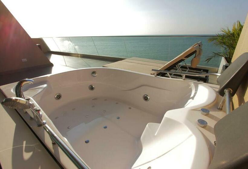 סוויטת ג'וניור נוף לים, Poseidon