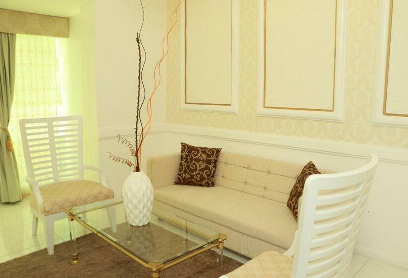 Люкс, Boutique
