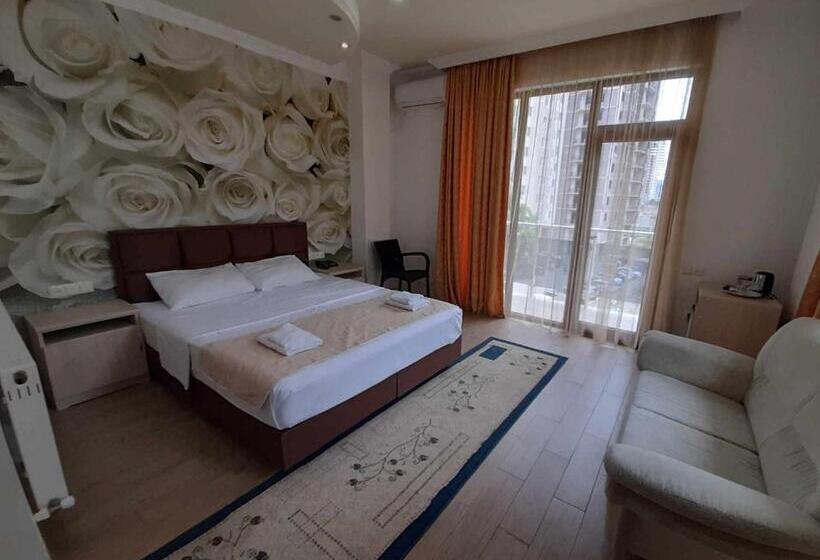 اتاق استاندارد, Royal Palace