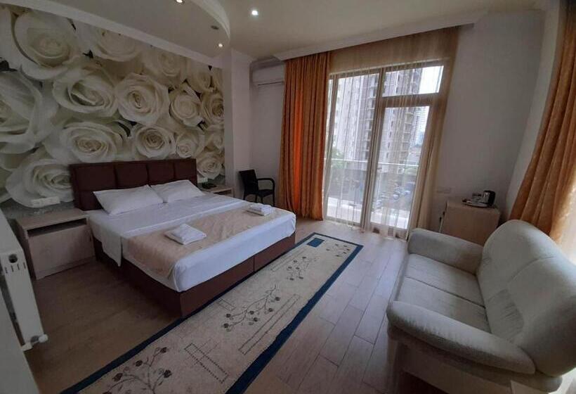 اتاق استاندارد, Royal Palace