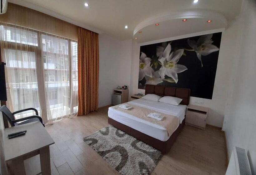 اتاق استاندارد, Royal Palace