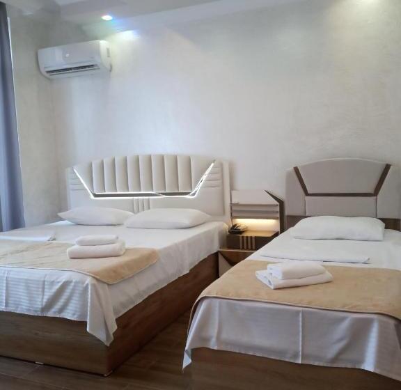 اتاق خانوادگی, Royal Palace