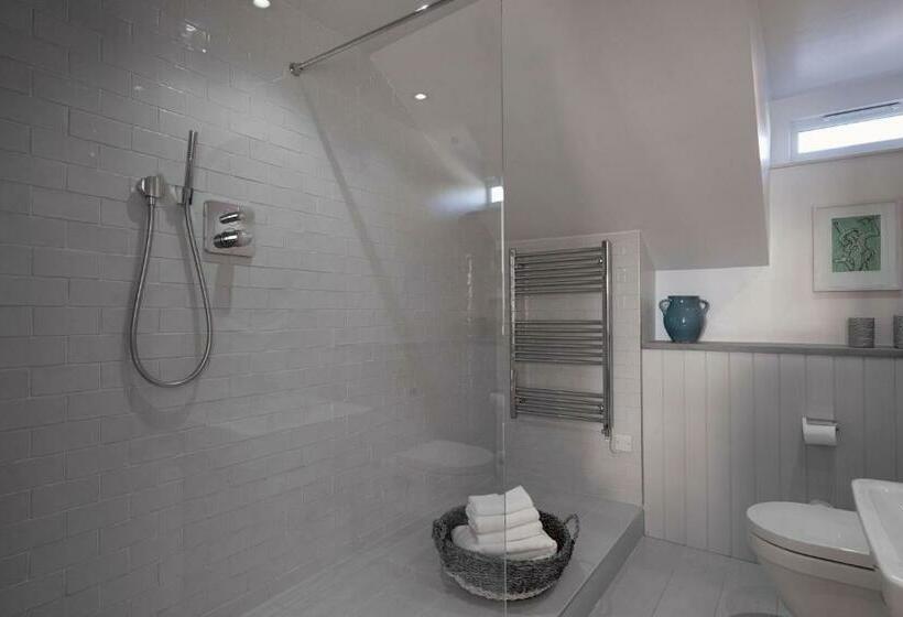 اتاق استاندارد با چشمانداز دریا, St Mawes