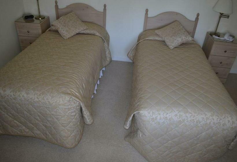 Номер Стандарт, Sunninghill