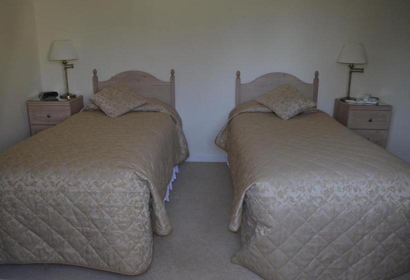 Номер Стандарт, Sunninghill