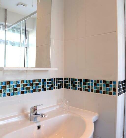 غرفة قياسية, Westberry