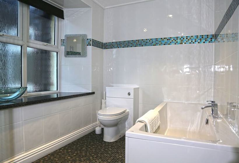 高级大房间, Westberry