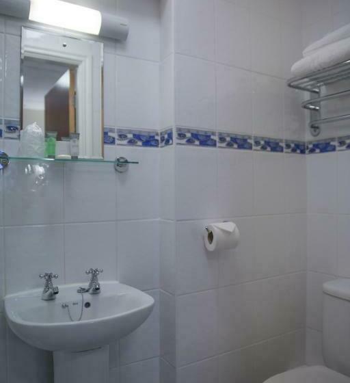 스탠다드 싱글 룸, Wycliffe